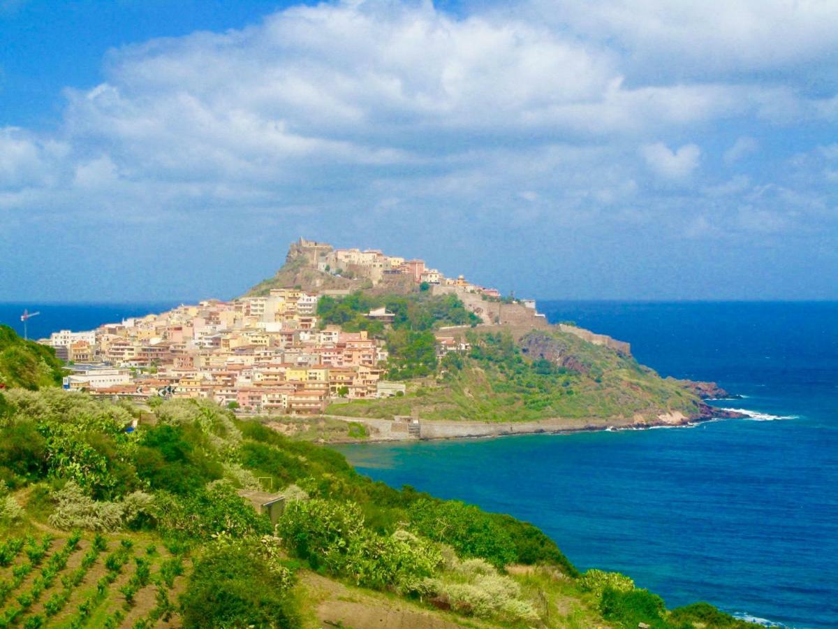 Apartament Victoria 150Mt From Beach Castelsardo Εξωτερικό φωτογραφία