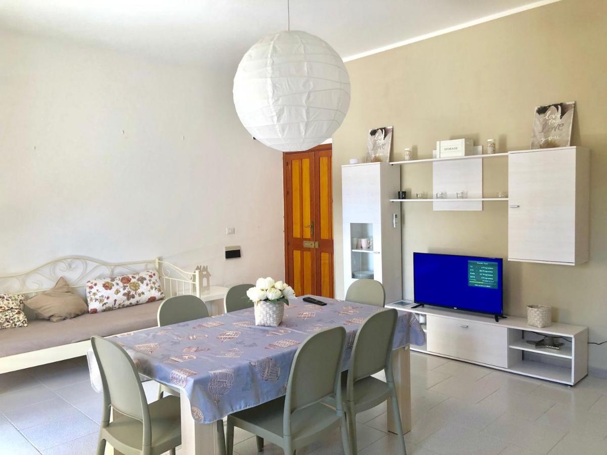 Apartament Victoria 150Mt From Beach Castelsardo Εξωτερικό φωτογραφία